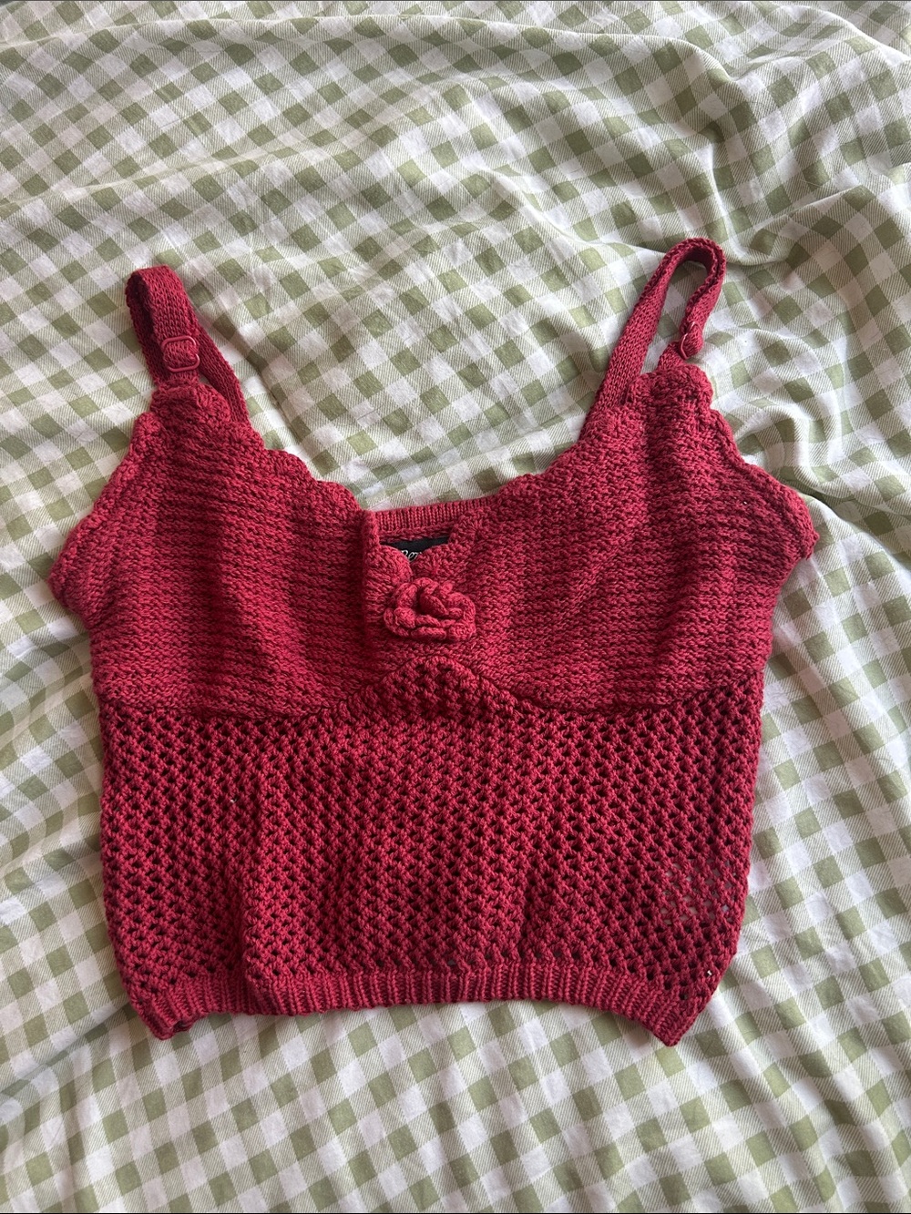 Beverly & Beck Red Crochet Knit Cropped Tank Top